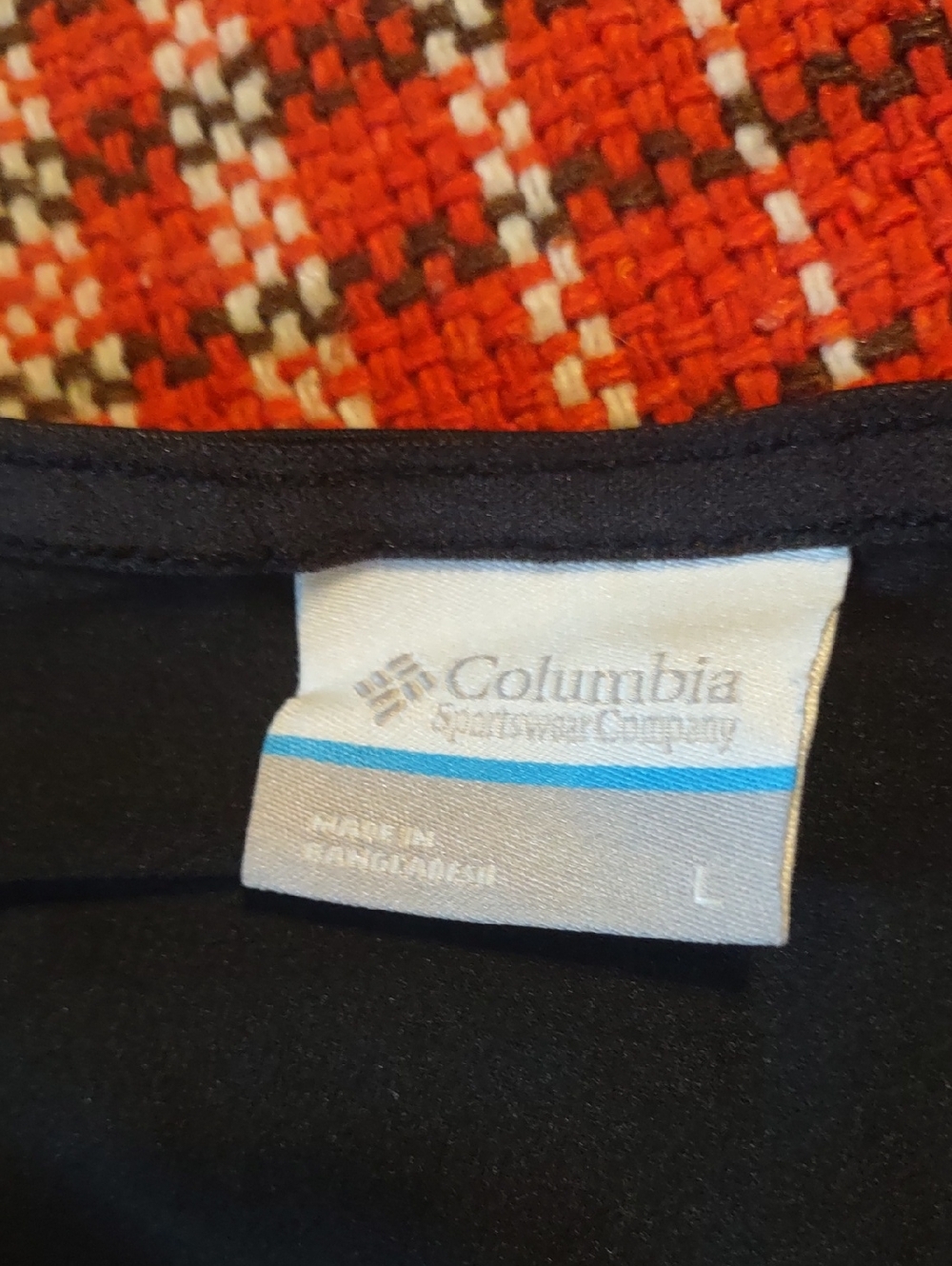 Columbia Black Crewneck Tee - Picture 7 of 7